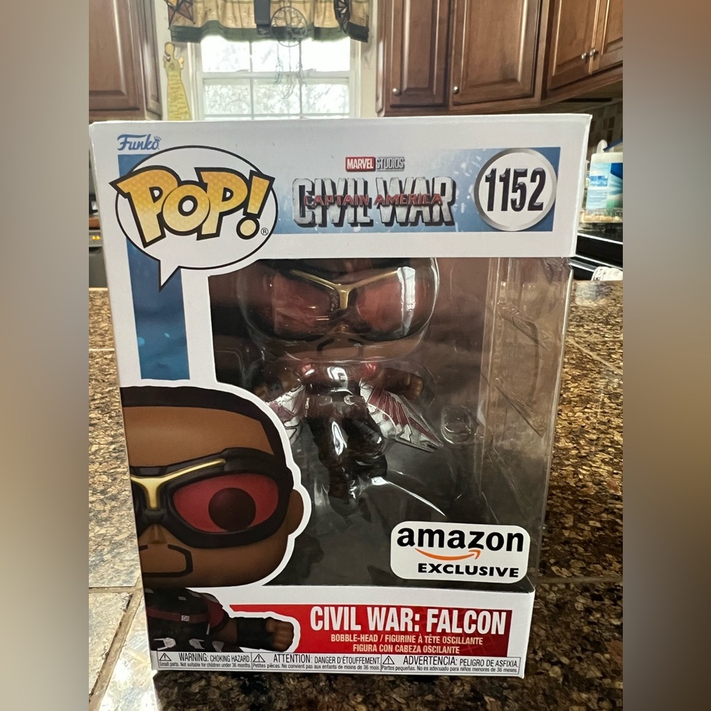 Funko Pop Marvel Civil War Falcon #1152 | Amazon Exclusive | New in Box